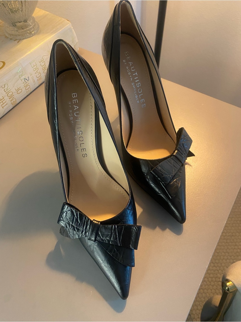 Black Pointed Bow Pumps